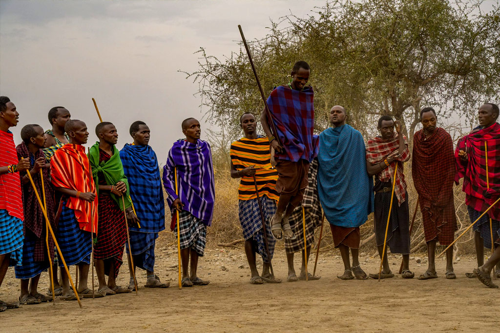 21-day-grand-uganda-primates-tanzania-luxury-safari-expedition